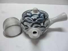 Porcelain Teapot with tea strainer