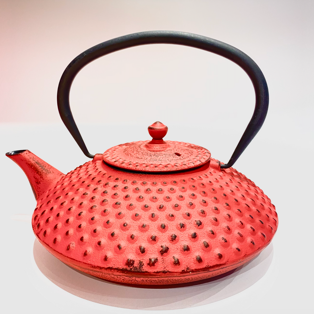Cast Iron Teapot-Red Mame