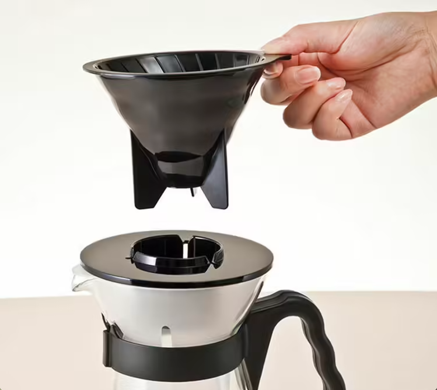 Hario V60 ice coffee maker 700ml for 2-4cups