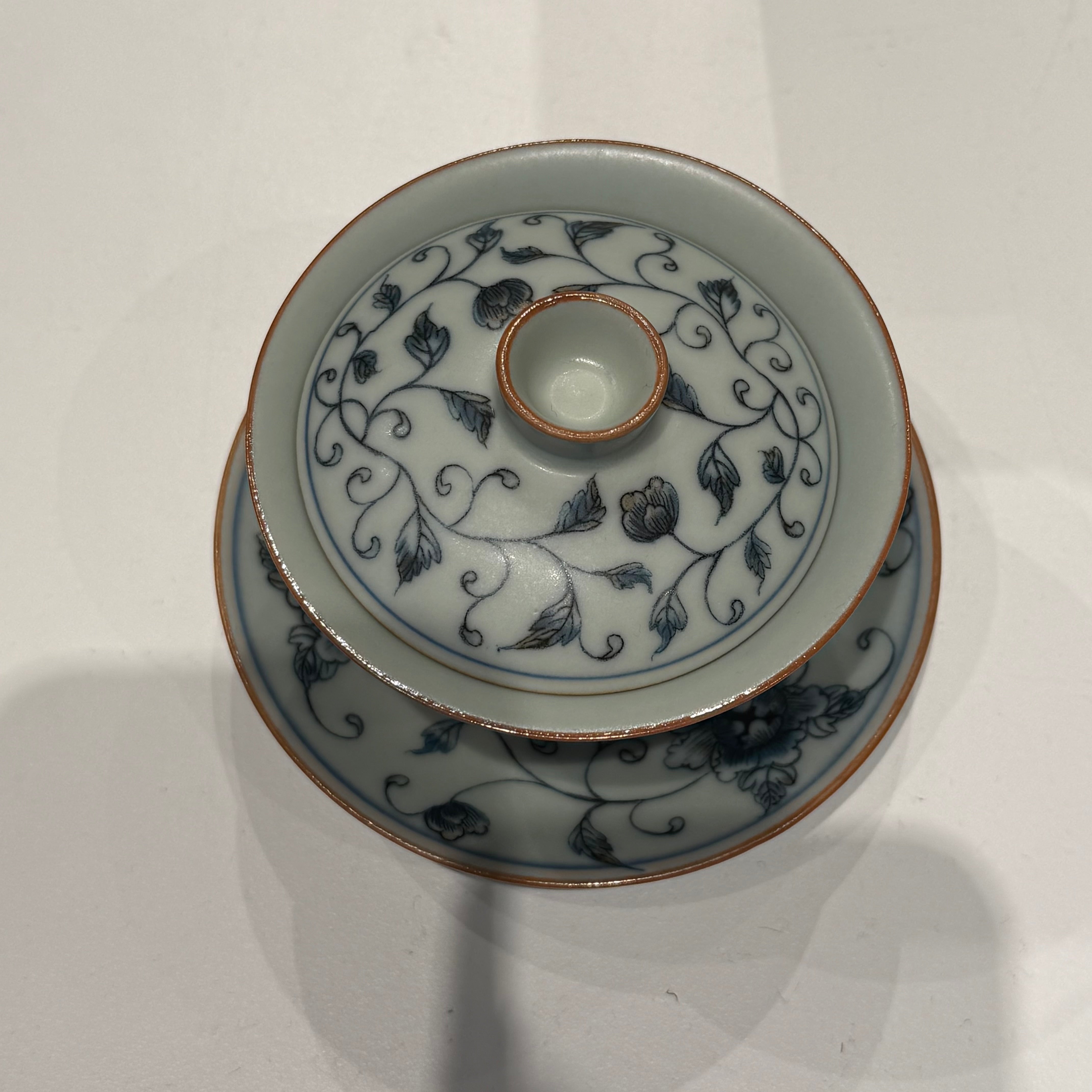 Blue and White Porcelain Gaiwan – Traditional Motif Series