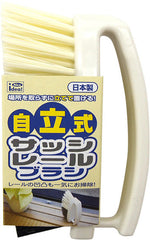 Freestanding sash rail brush