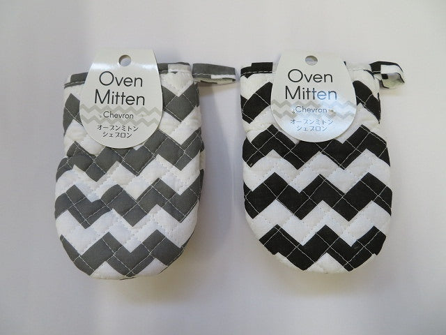 Oven mitt chevron pattern