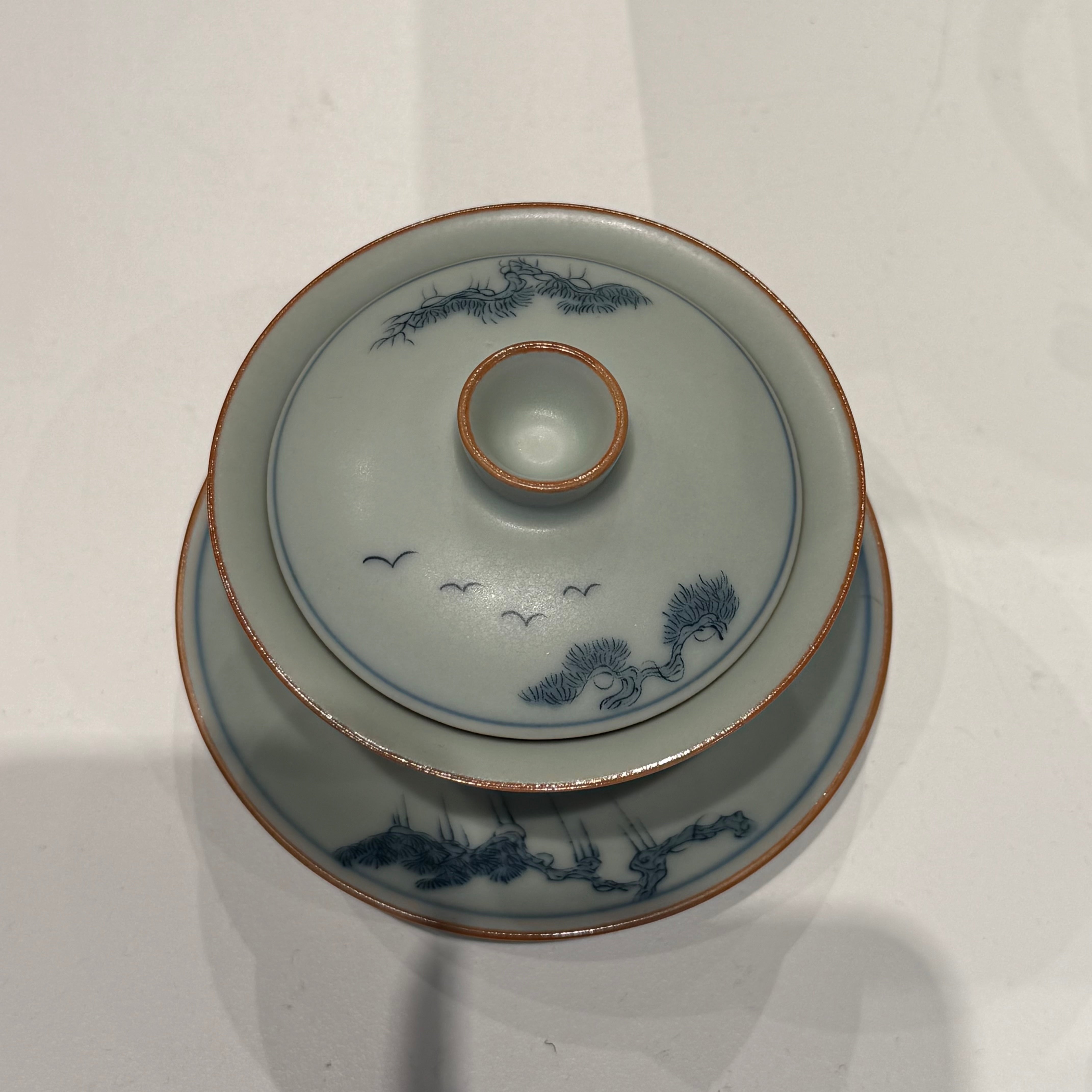Blue and White Porcelain Gaiwan – Traditional Motif Series
