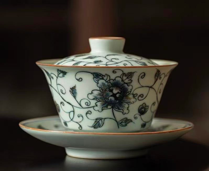 Blue and White Porcelain Gaiwan – Traditional Motif Series