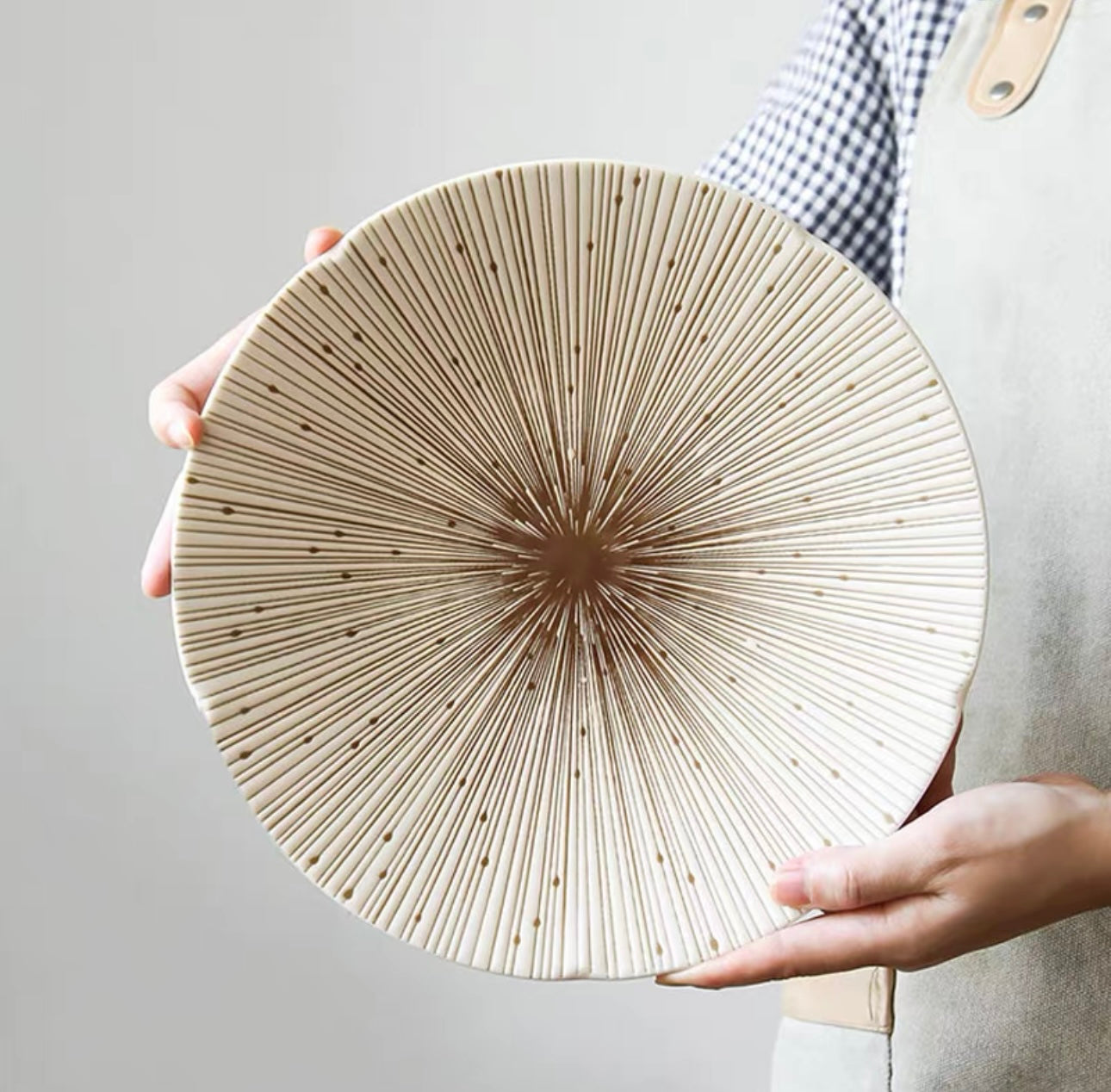 Kyo Sendan Plate ivory 24cm